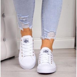 Sneakers basse da donna NEWS bianche bianco 2