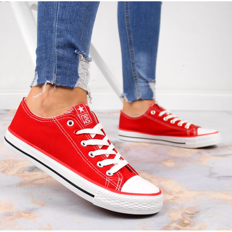 News Sneakers basse rosse in tessuto NOVITA' rosso 2