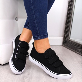 Sneakers nere Atletico in tessuto con velcro basso nero 1