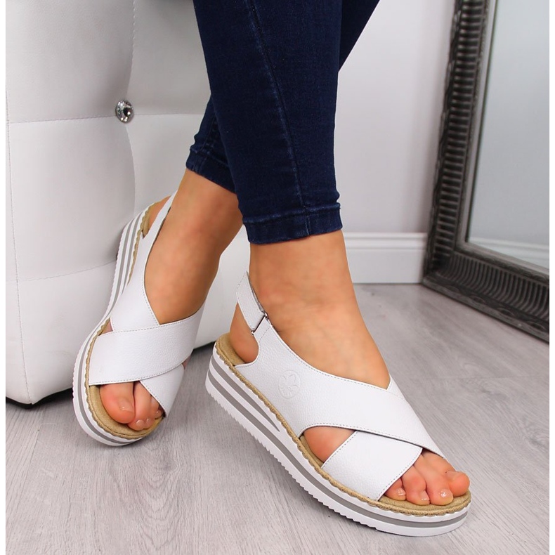 Sandali da donna in pelle su zeppa bianca Rieker V0271 bianco 1