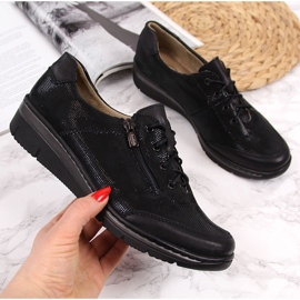 Scarpa in pelle nera lucida Helios 334 nero 1