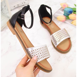 Sandali da donna con rivetti neri e argento Filippo nero 2