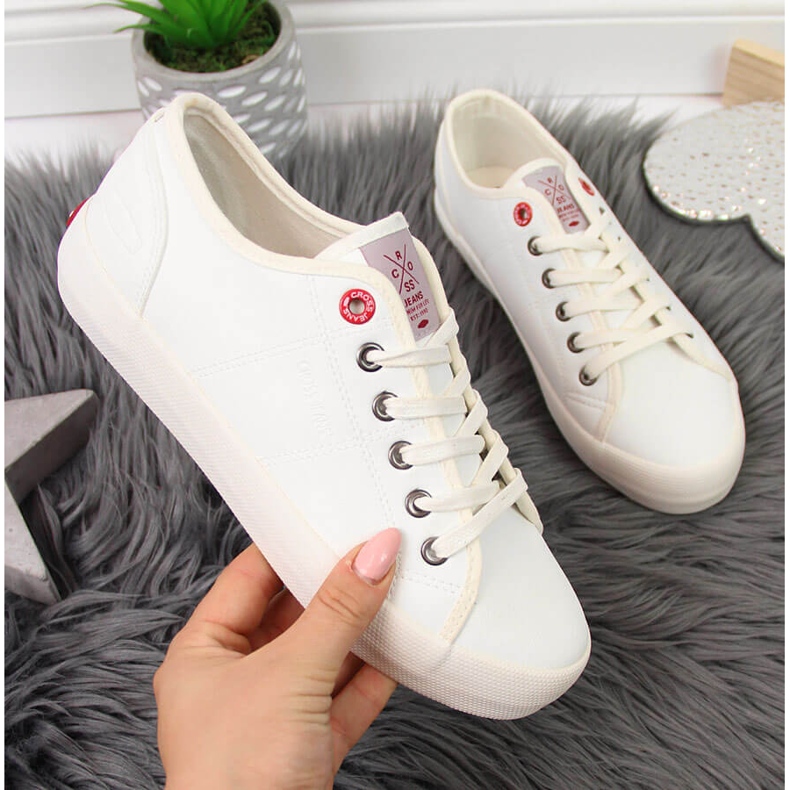Sneakers da donna basse in ecopelle bianche Cross Jeans II2R4004C bianca 2