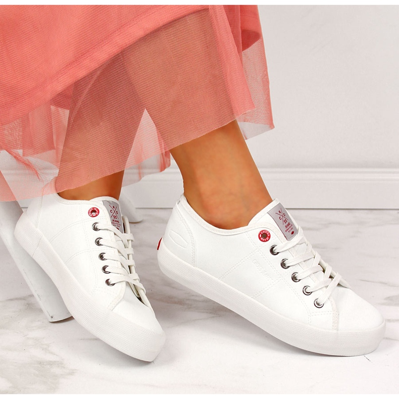 Sneakers da donna basse in ecopelle bianche Cross Jeans II2R4004C bianco 1