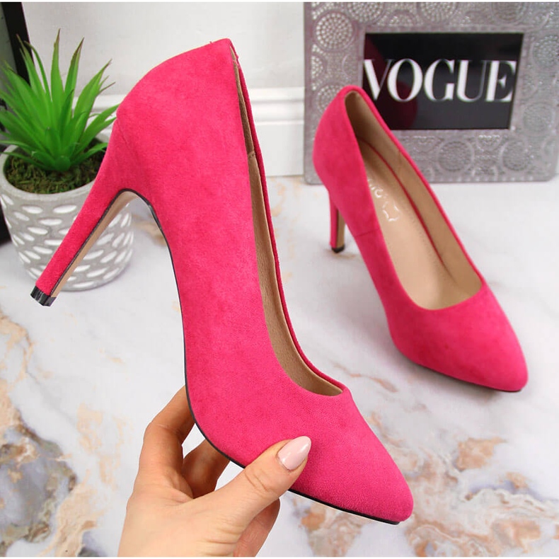Décolleté con tacco a spillo in suede fucsia eVento rosa 1