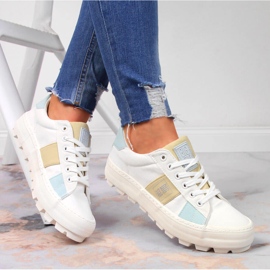 Sneakers bianche da donna Big Star JJ274480 bianco 1
