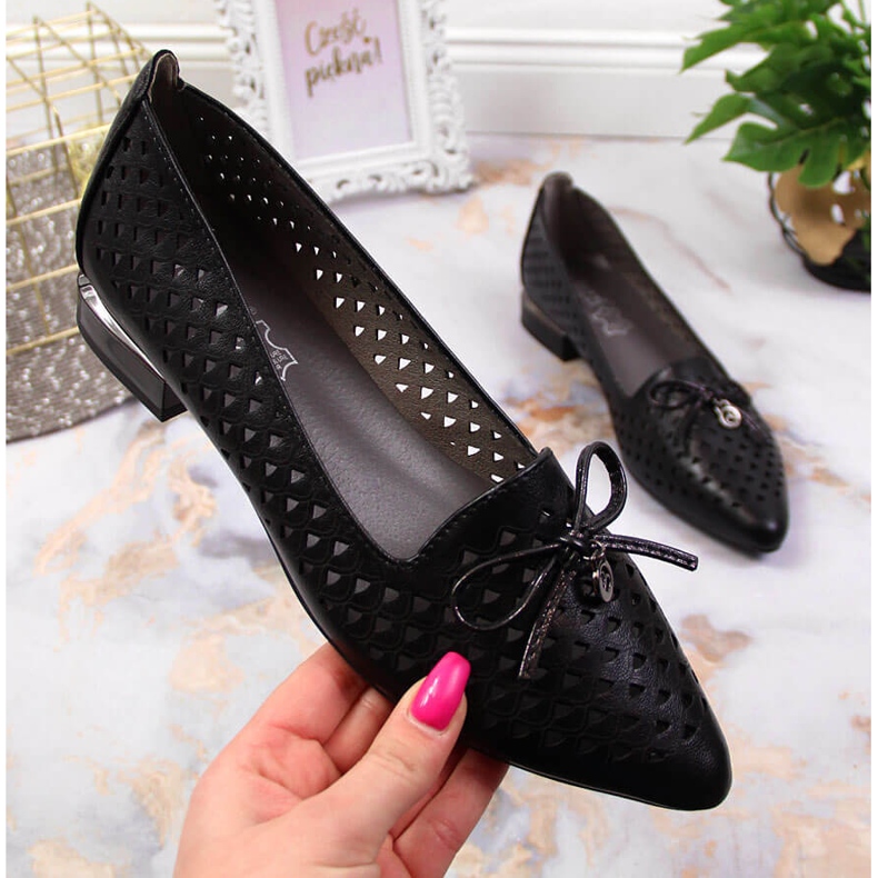 Scarpe Jezzi da donna traforate, a punta, nere nero 1