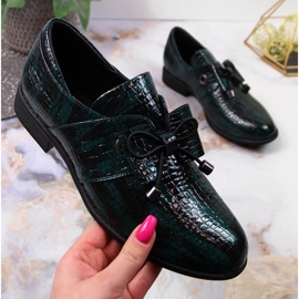 Scarpe da donna Jezzi laccate verdi con fiocco verde 1