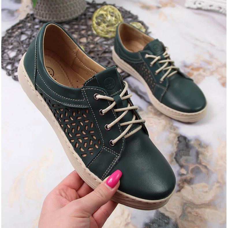 Scarpe comode in pelle verde da donna Helios 375 2