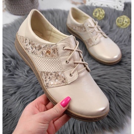Scarpe comode da donna in pelle dorata Helios 399 d'oro 1