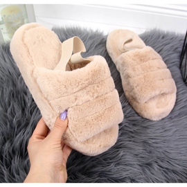 Pantofole da donna in pelliccia beige Seastar 2