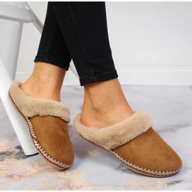 Ciabatte da casa da donna con pelliccia Cloxx cammello marrone 1