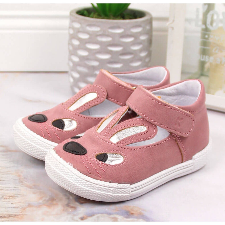 Scarpe da ragazza, coniglietti rosa con velcro Kornecki 6480 1