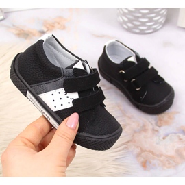 Scarpe con velcro nere per bambino Kornecki 6256 nero 1