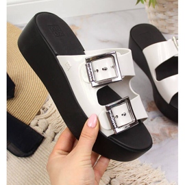 Ciabatte da donna in gomma sulla piattaforma Zaxy HH285181 bianco 1