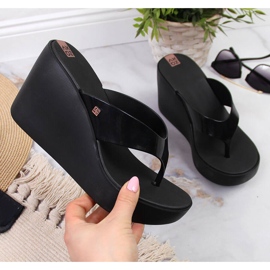 Black Zaxy HH285292 infradito con zeppa in gomma nera nero 2