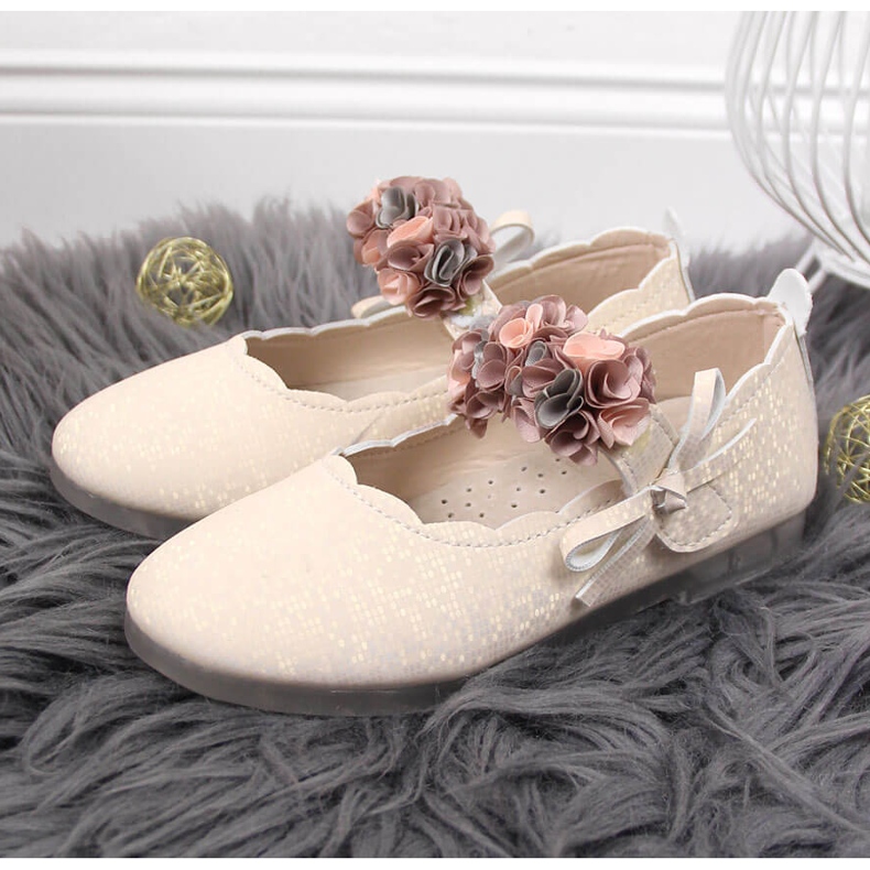Ballerine da bambina con velcro con fiori Vinceza beige 2