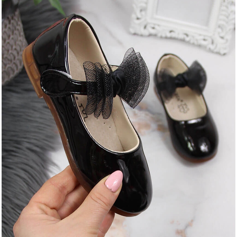 Ballerine da bambina con velcro e fiocco, nere Vinceza nero 1