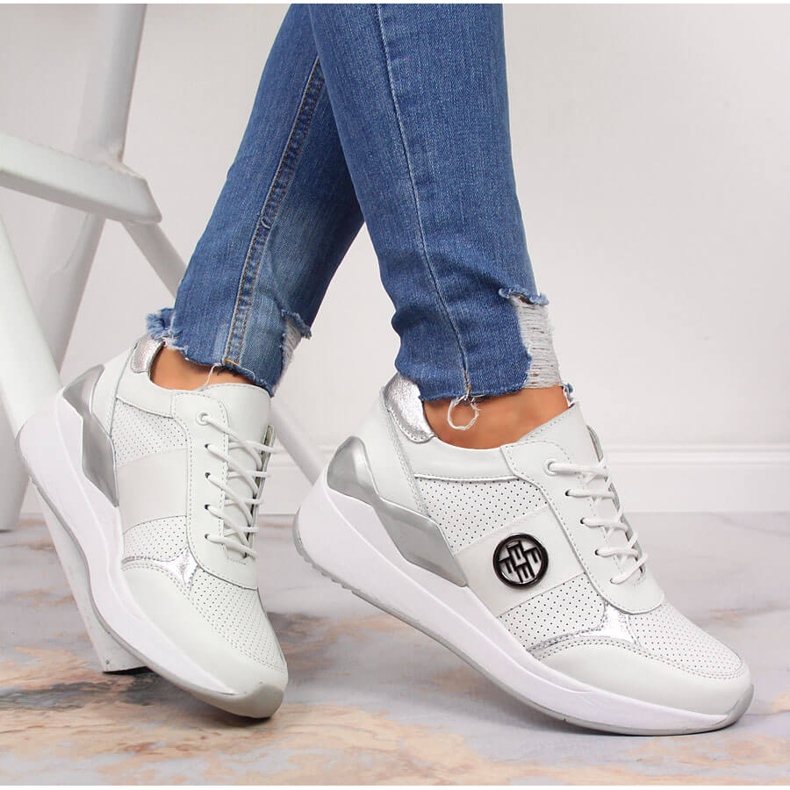 Sneakers da donna in pelle su zeppa bianca Filippo bianco 1