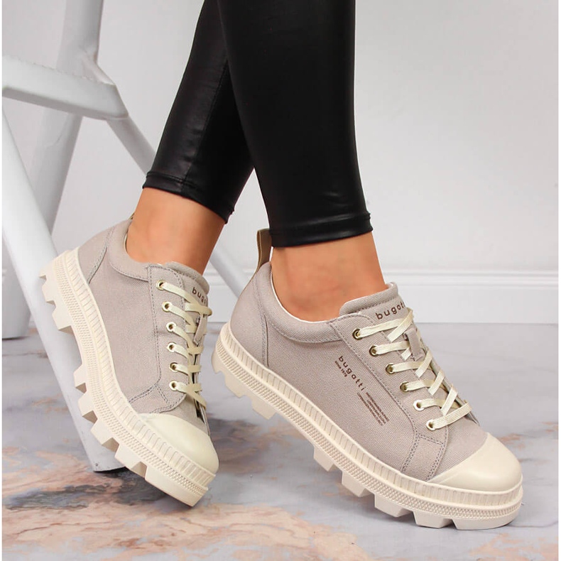 Sneakers da donna sulla piattaforma beige Bugatti JJ253026 1
