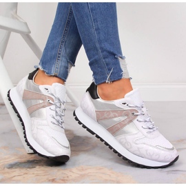 Scarpe sportive da donna Bugatti JJ253100 bianche bianco 1