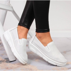 Comode scarpe da donna in pelle, bianche Jezzi bianca 1