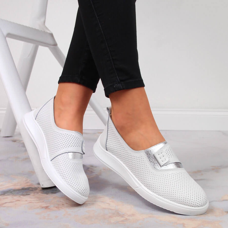 Comode scarpe da donna in pelle slip su Jezzi bianco 1