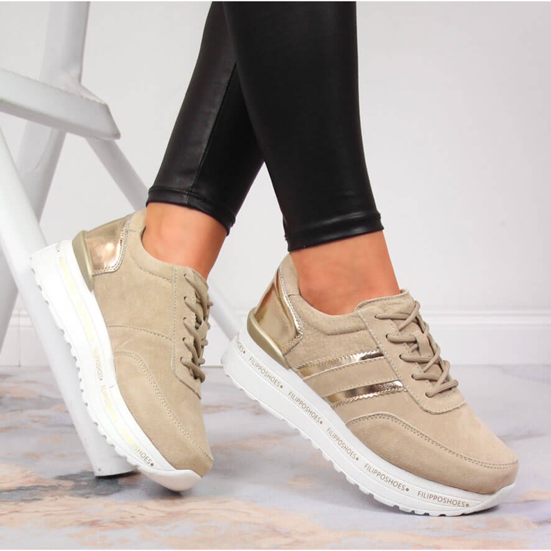 Scarpe da donna in pelle sulla piattaforma Filippo beige 1