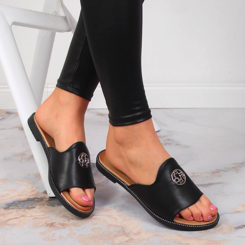 Ciabatte da donna nere con ornamento nero Filippo 1