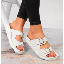 Ciabatte da donna in pelle con fibbie bianche Filippo bianca 1