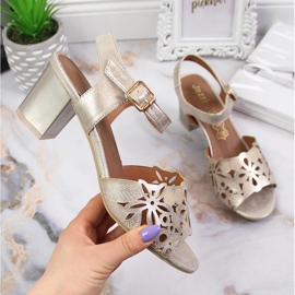 Sandali da donna sul palo d'oro Jezzi 1