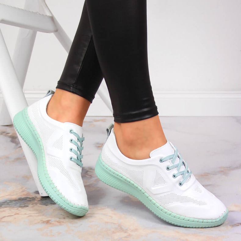Scarpa sportiva da donna in pelle Artiker bianca 1