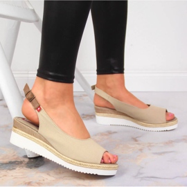 Sandali beige da donna con zeppa Big Star JJ276049 2