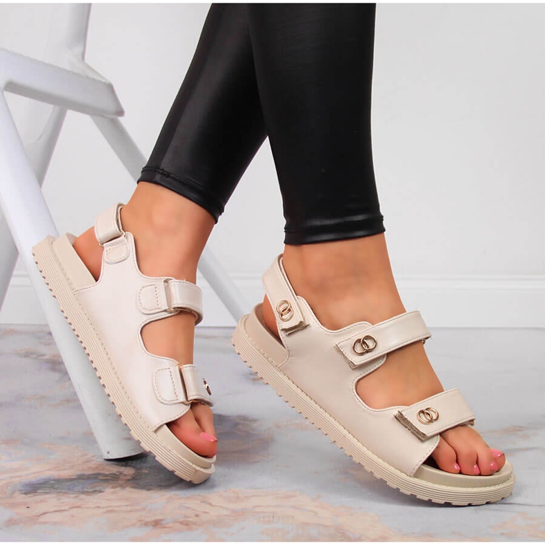 S.Barski Sandali da donna con velcro beige S. Barski 1