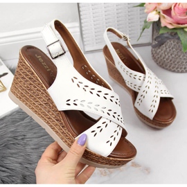 Sandali bianchi con zeppa da donna Jezzi bianco 1