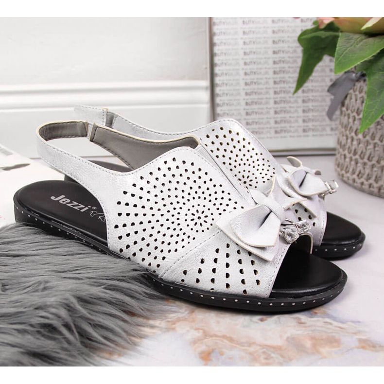 Sandali da donna con fiocco Jezzi argento 2