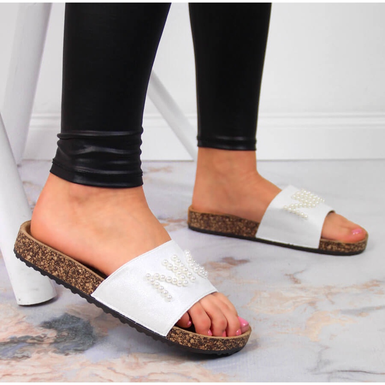 Ciabatte da donna bianche con perle eVento bianco 2