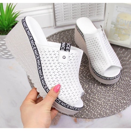 Ciabatte da donna in pelle su zeppa bianca Artiker bianco 2