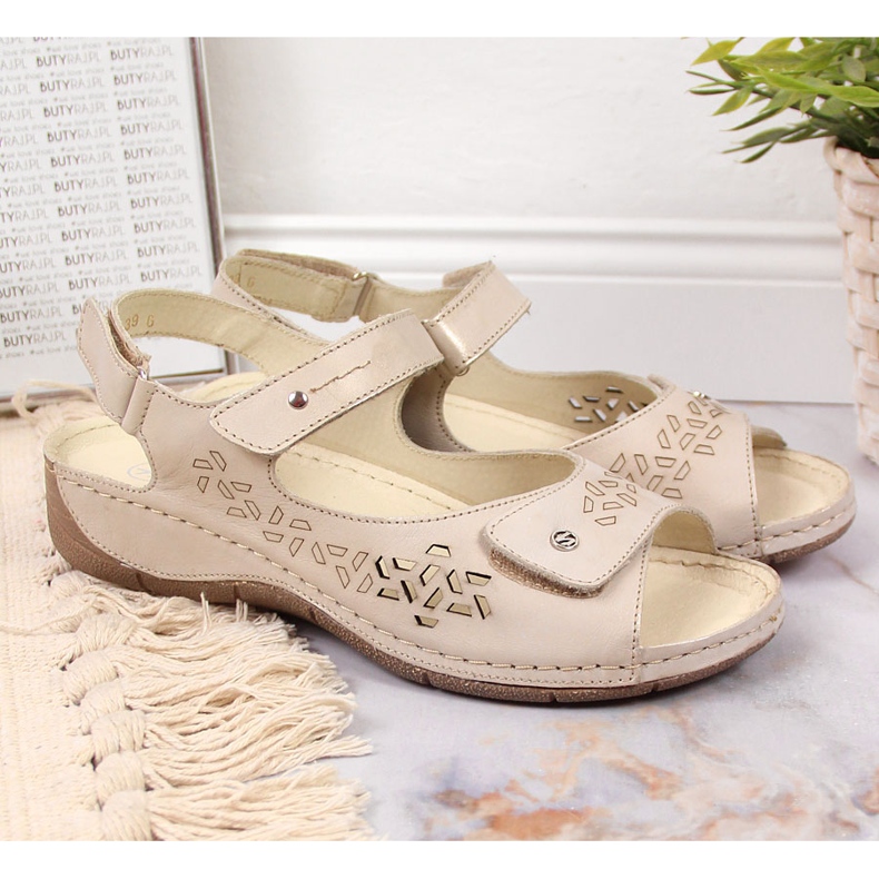 Sandali da donna in pelle con velcro dorato Helios 266 d'oro 2
