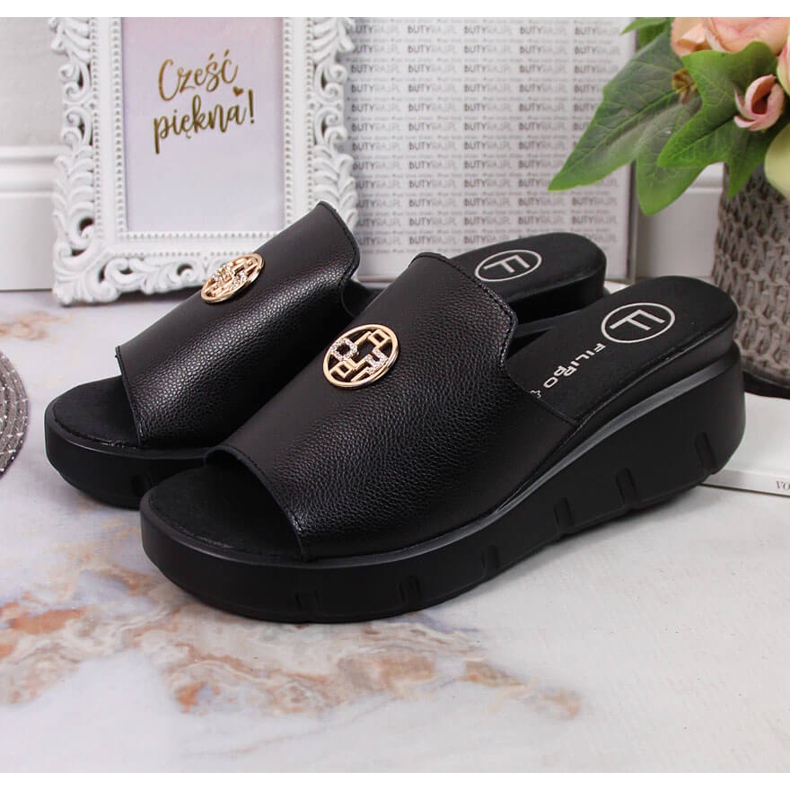 Ciabatte da donna in pelle su zeppa nera Filippo nero 2