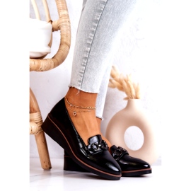 Vinceza Scarpe con zeppa in vernice nera Melodies nero 1