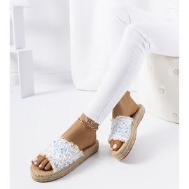 Ciabatte bianche sulla piattaforma Susanna bianco 1