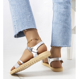 Sandali dell'Indiana argento lucido 1