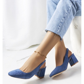 Décolleté blu con tacco aperto di Panova 1
