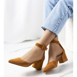 Le décolleté marroni di Jill marrone 1