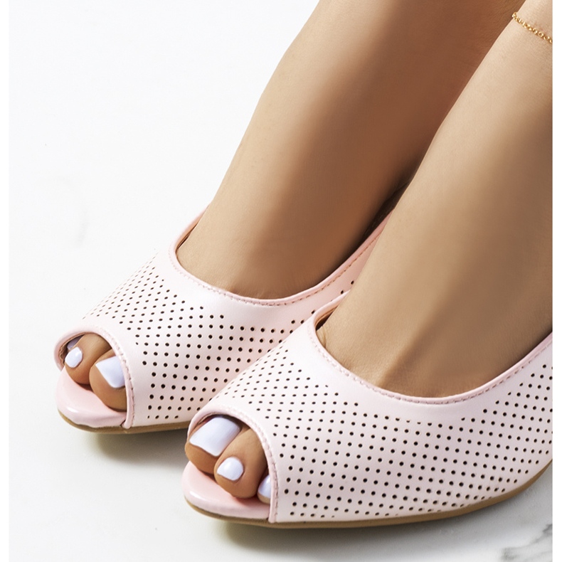 Ware sandali traforati rosa beige 1