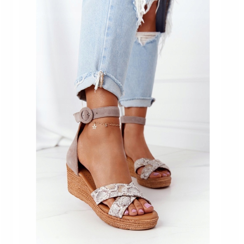 Sandali con zeppa in pelle scamosciata Maciejka 04565-04 Beige-Oro 1