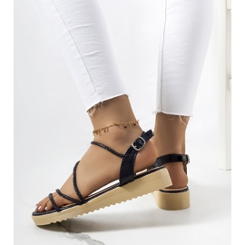 Kul. Sandali neri da donna nero 1