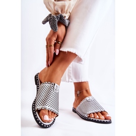 Vinceza Ciabatte da donna traforate con ornamento in spugna argento 2