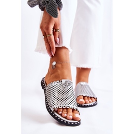 Vinceza Ciabatte da donna traforate con ornamento in spugna argento 1